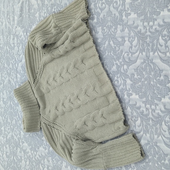 Loose Turtleneck Sweater - Sage Green - Size X Small - Moon & Madison - Picture 4 of 6